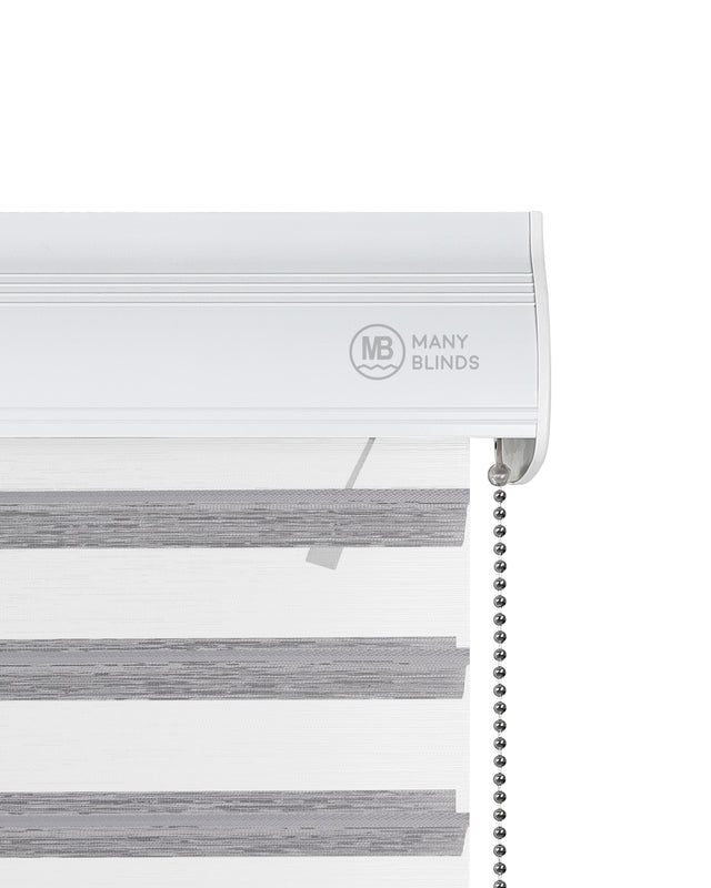 Solar-powered soft gauze curtain